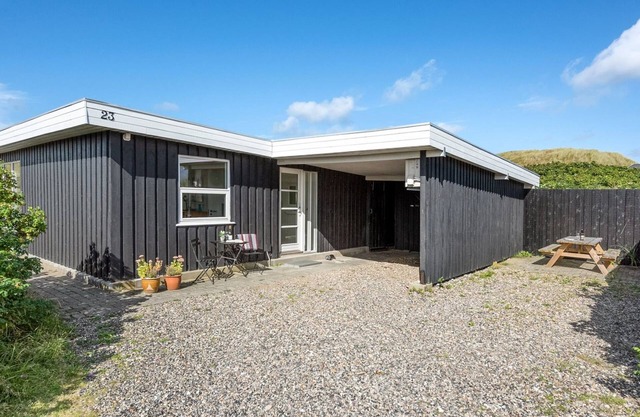"Geesche" - 200m from the sea by Interhome