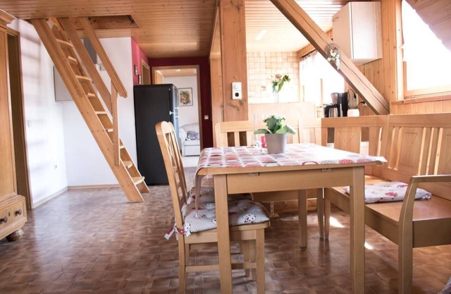 Appartement confortable de 95 m² avec parking et connexion Wi-Fi gratuits