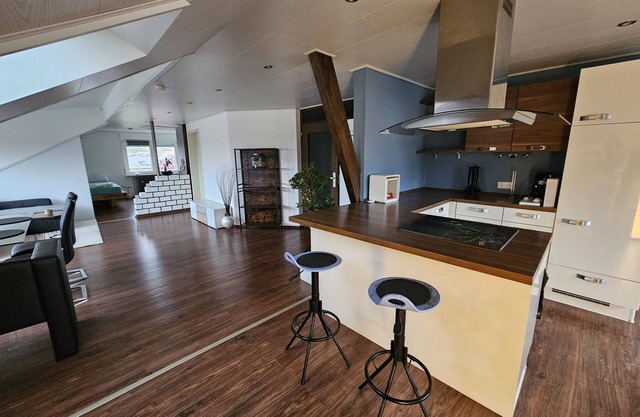 Gemütliche Loft-ferienwohnung mit Blick auf die Burg Teck in Ruhiger Lage