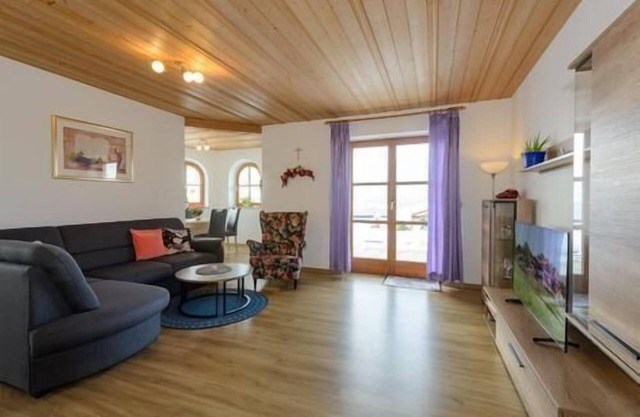 Appartement confortable pour 2-6 pers. (85 m²) avec baie vitrée et terrasse
