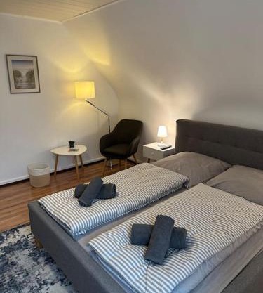 Gemütliche Wohnung nähe Alsfeld - Parkplatz