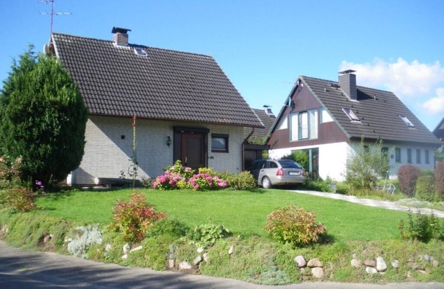 Gemütliches Ferienhaus mit Großem Garten und Terrasse in d. Nähe vom Strand