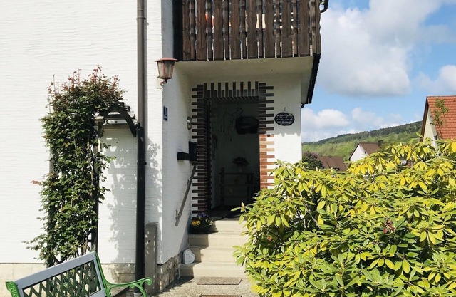 Maison de vacances confortable et moderne (87 m2) dans la forêt franconienne avec balcon et connexion Wi-Fi gratuite