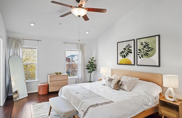 Gem in Germantown – Walk to Restaurants & Shops!