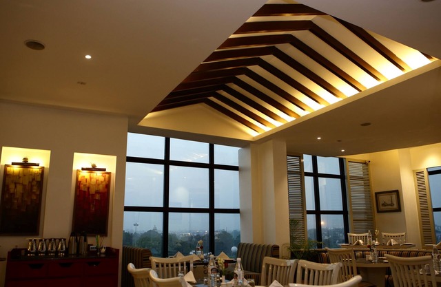 Gemini Continental Lucknow