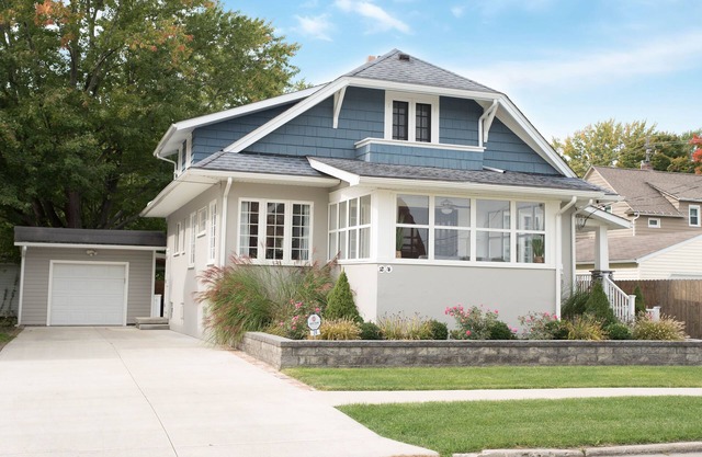 Geneva Ohio 4 Bedroom House - King Bed - 5 Min From Wineries, GOTL & SPIRE