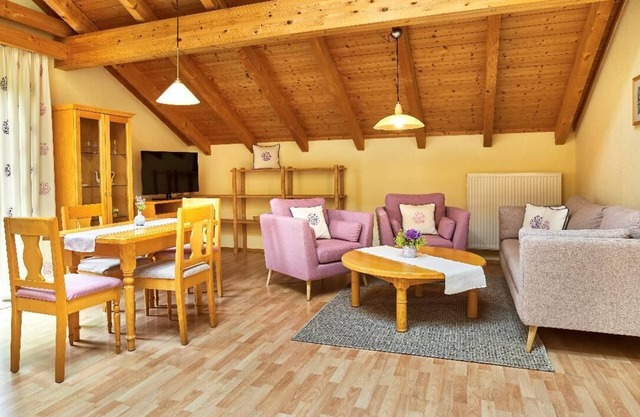 Spacieux appartement mansardé de 70 m² avec deux chambres