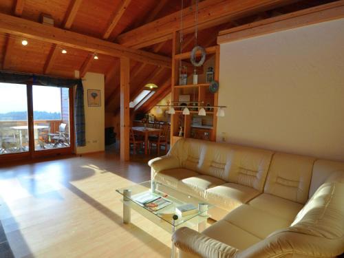 Geräumige Ferienwohnung in Stocking in Waldnähe