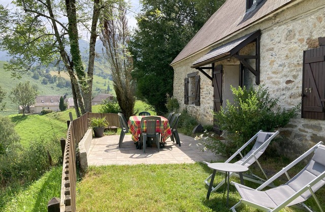 Germs sur l'Oussouet : Belle bergerie au coeur des montagnes