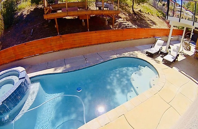 Getaway Home! Near to Temecula nearest freeways 15 & 91 Really