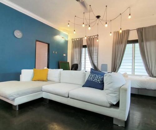 Getaway Hometsay Neaby Beach batu Ferringghi 4BR for 15px