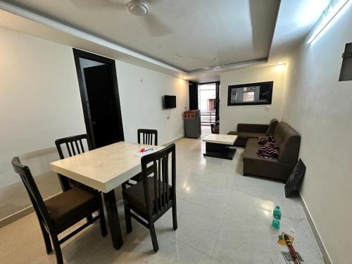 GetawayZ Rishikesh - 1BHK Luxury Flat - Tapovan 1BHK