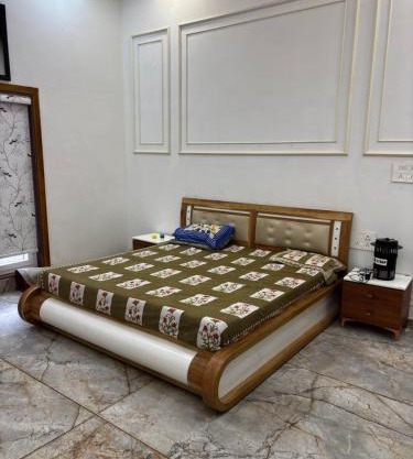 Gift city farmhouse