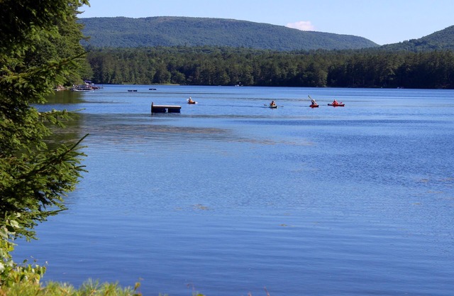 Gîte Gilmanton - 200 pieds de façade sur l'eau sur Crystal Lake,