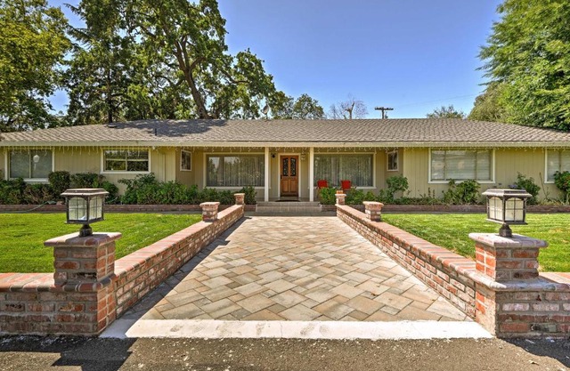 Gilroy Home with Deck on 20 Acres, 7 Mi to Downtown!