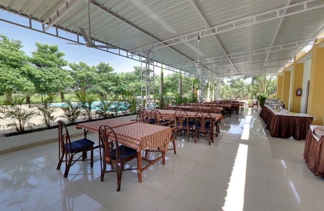 Gir Jungle Lodge