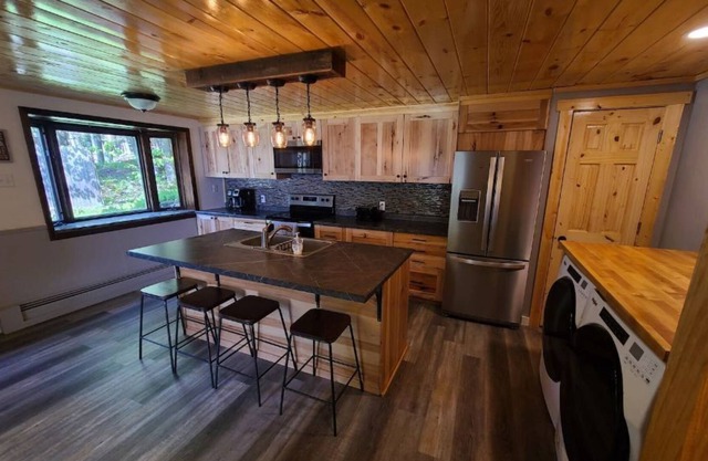 Gitche Gumee Getaway on Lake Superior