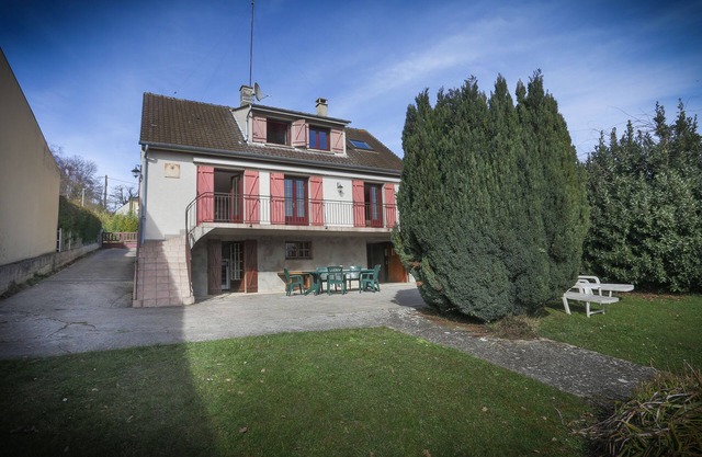 Gite à la croisée des routes du champagne.