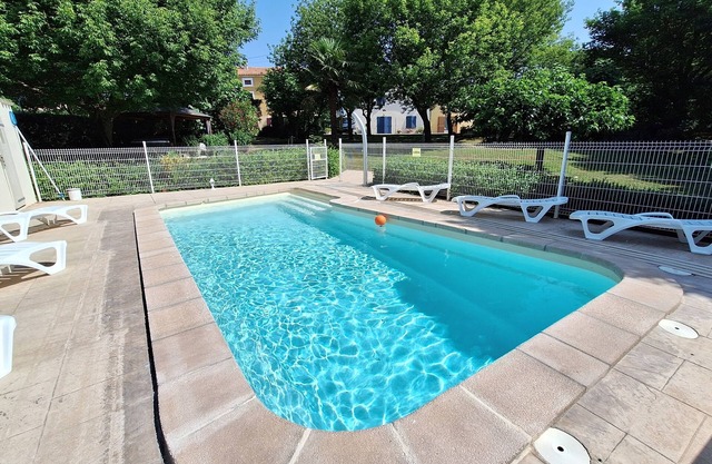 GITE BOYER BAS (2-10 pers) Avec PISCINE et SPA