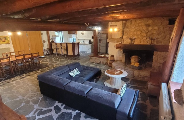 GITE DE VAUBARLET AU CALME EN PLEINE NATURE