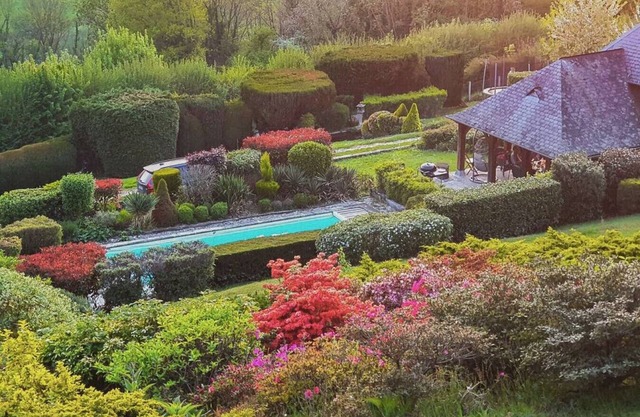 Gite Fleurs De Mai - Piscine chauffée -Terrains de jeux - Vue magnifique