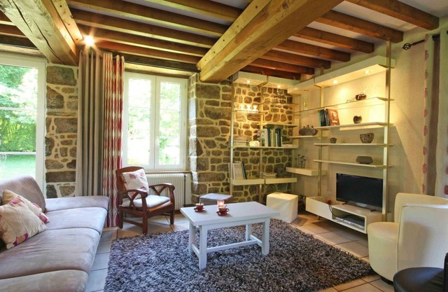 Gite La Sauvagère, 5 bedrooms, 10 persons