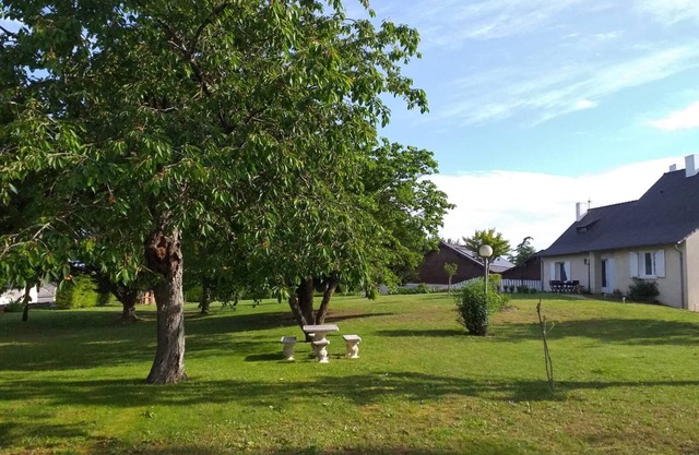 Gite le Clos Ferré PISCINE TENNIS