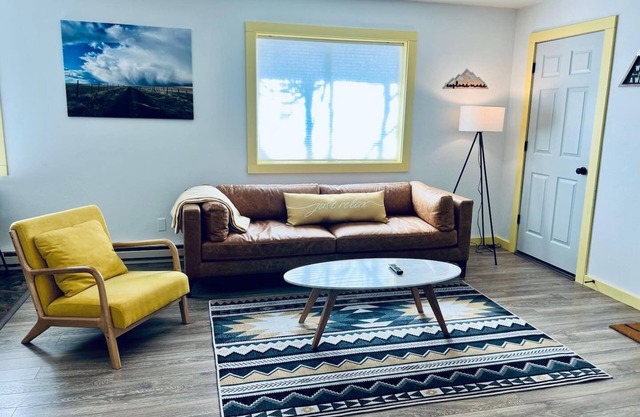 This condominium is a 2 bedroom(s), 1 bathrooms, located in Joseph, OR.