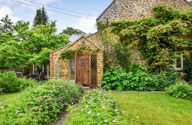 Gladstone Cottage, South Newington, Cotswolds - capacité 8 personnes dans 4 chambres