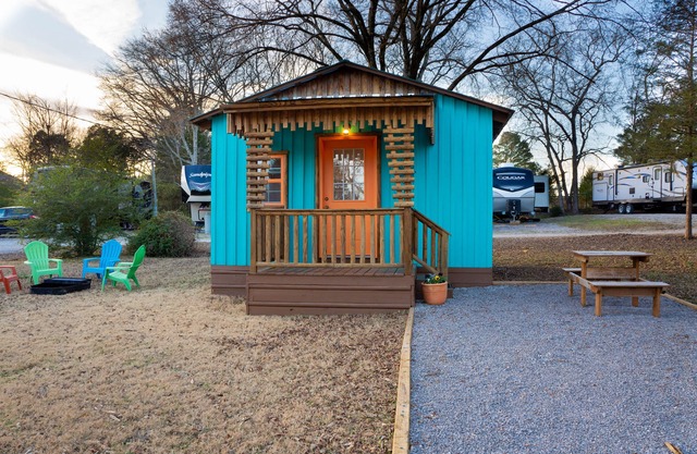 Glamping Cabin 3 - Cozy Retreat