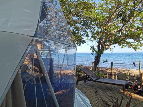 Glamping Dome Dauin Beach Dive Resort