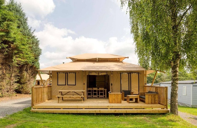 Tente de vacances moderne pour 5 personnes