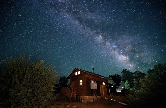 Glamping, aventure hors réseau dans notre cabine pacifique sur 10 hectares, tous pour vous