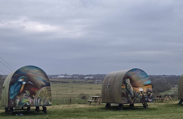 Pod-Traditionelle-Espace sanitaire-Vue sur la campagne