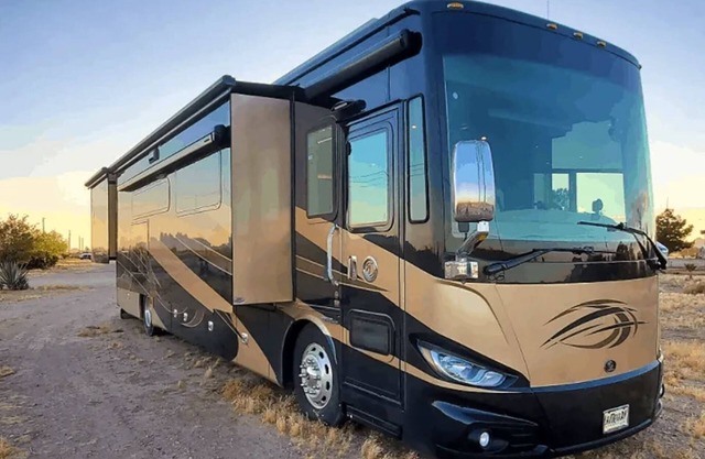 Glamplyfe in Cambridge: RV Site #2