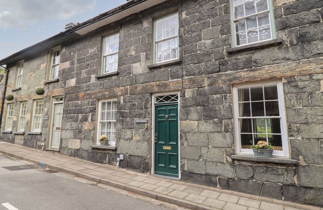 Glan Dwyryd, PENRHYNDEUDRAETH