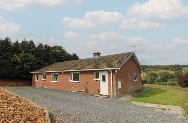 Bungalow Glanyrafon, ST HARMON