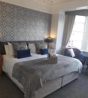 Glascoed Guest House