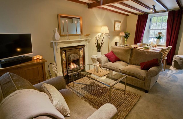Glascoed - sleeps 4 guests in 2 bedrooms