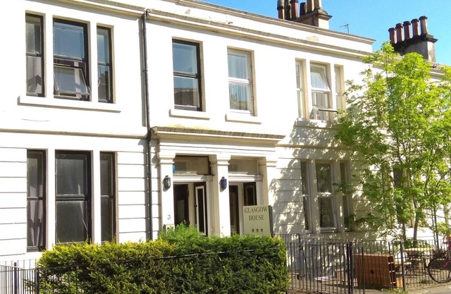 Glasgow House