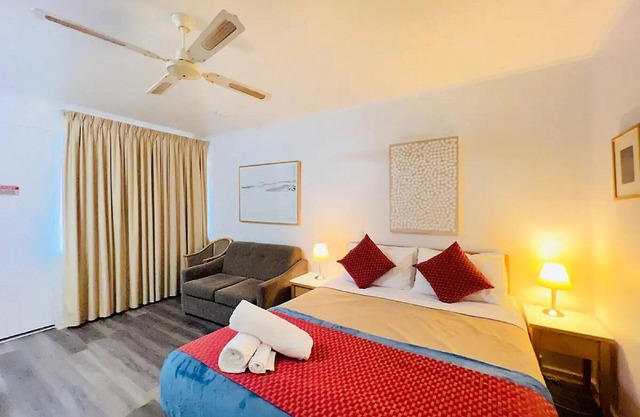 Unwind @ Glenelg Studio Apartment no 30