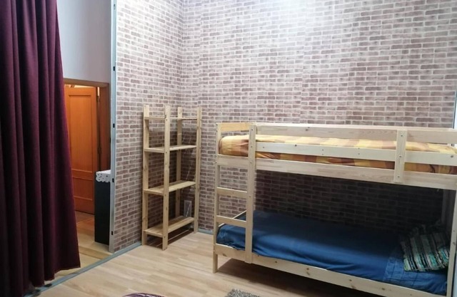 Global Guests - Lit dans Dortoir Mixte de 6 Lits