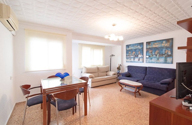 Global Properties: Central apartment in Puerto de Sagunto