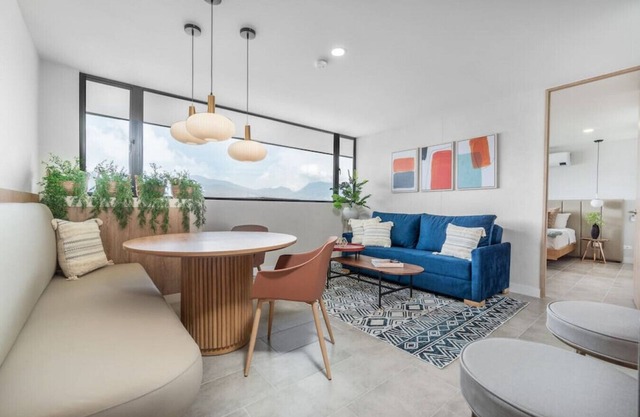 Go Living 607 · Amazing Luxury 2BD Apt -2AC by HOUSY HOST