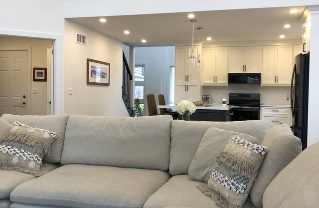 Lake Huron Staycation: A beautiful, modern new home with rooftop deck