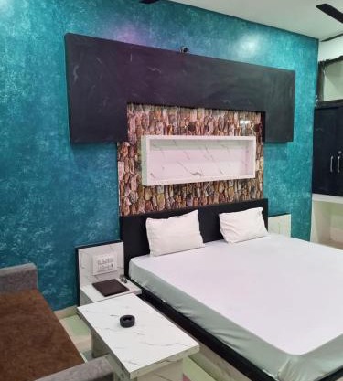 Gokul Hotel