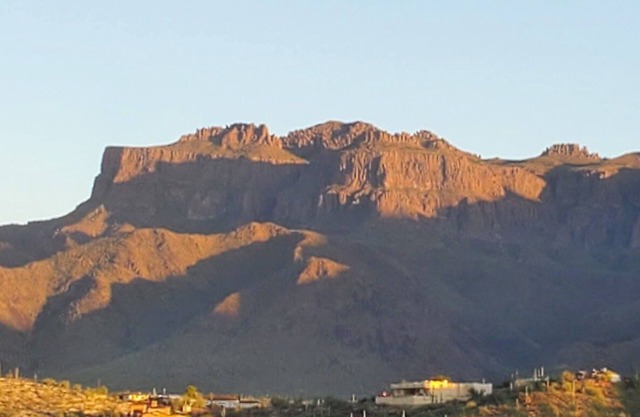 Nouvelle inscription - Maison Gold Canyon avec piscine chauffée et vue imprenable sur les montagnes