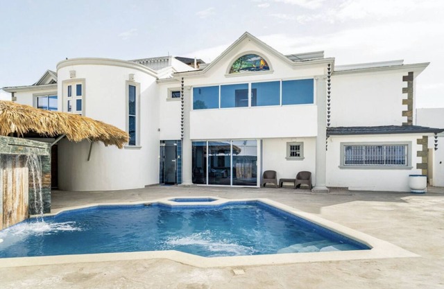 GOLD VILLA