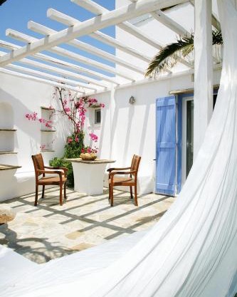 Golden Beach Studios & Suites