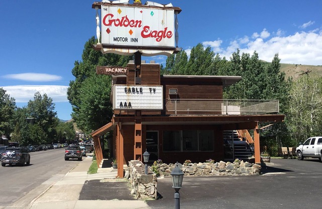 Golden Eagle Inn